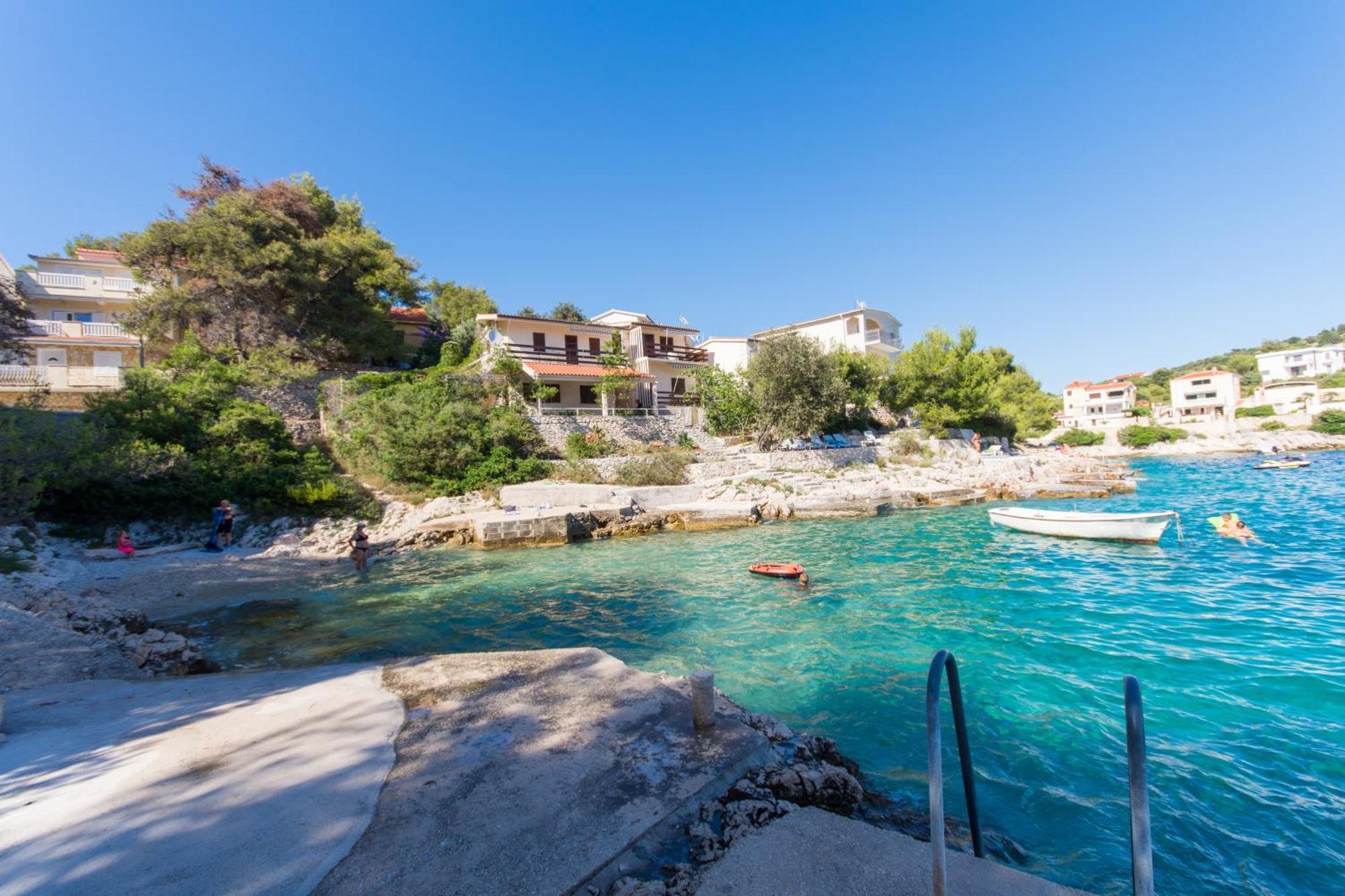 Apartments Marinana Ражань Екстер'єр фото