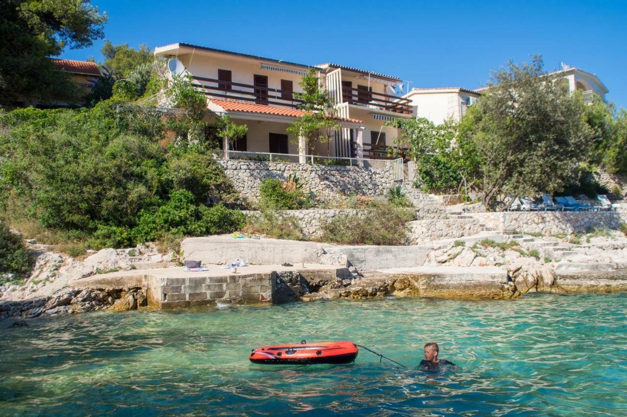 Apartments Marinana Ражань Екстер'єр фото