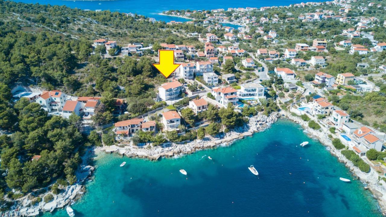 Apartments Marinana Ражань Екстер'єр фото