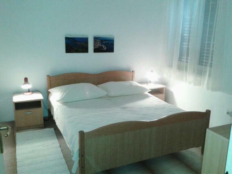 Apartments Marinana Ражань Екстер'єр фото